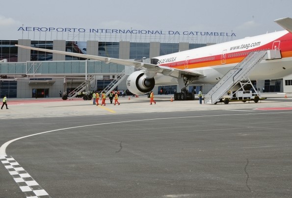 Aeroporto Paulo Teixeira Jorge na Catumbela vai ser certificado amanhã ...