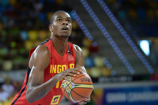 Poste do basquetebol grego é aguardado hoje em Espanha para o estágio  preparatório do Pré-Olímpico da Lituânia – RNA