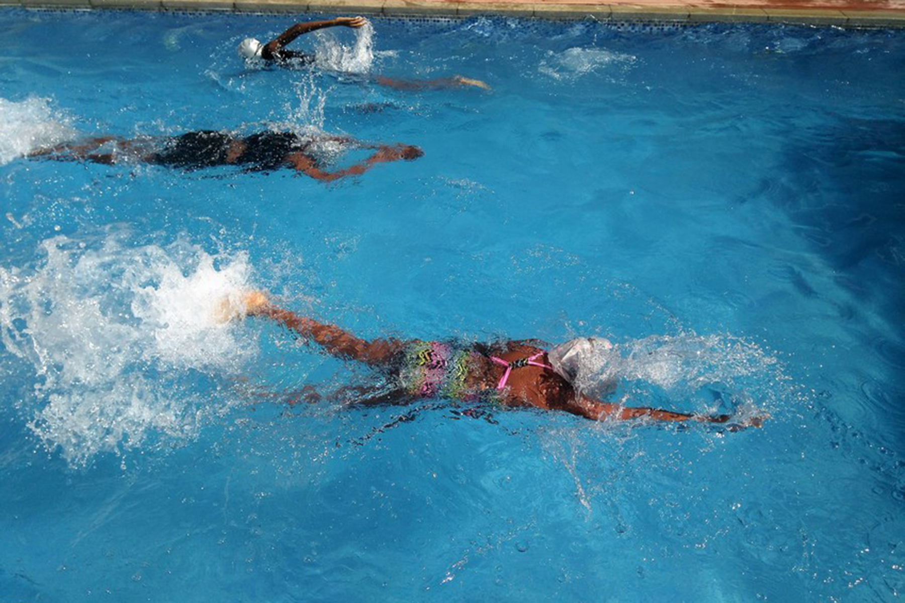 Catarina Sousa e Salvador Gordo, a natação angolana nos Jogos Olímpicos de  Tóquio - Desporto