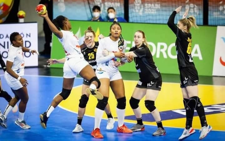 Eslovênia atropela Angola e garante vaga na semifinal do Pré
