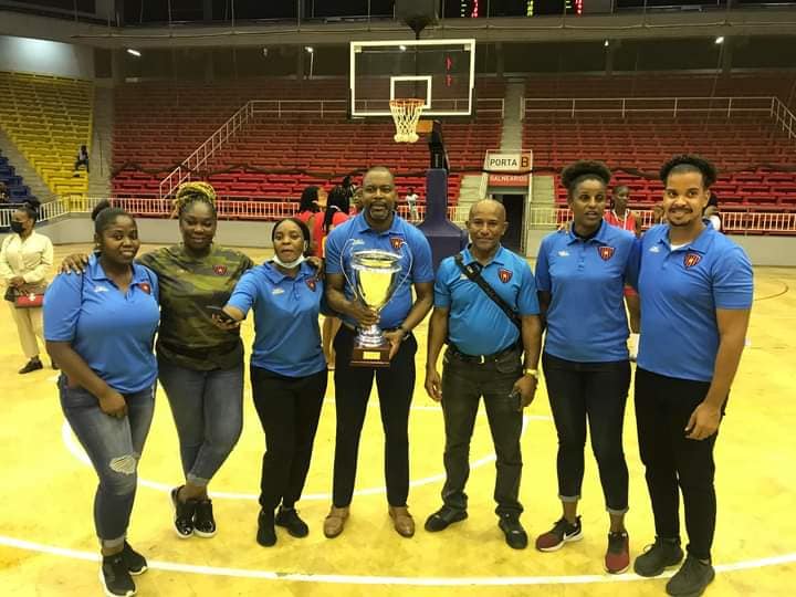 Clube Desportivo 1º de Agosto - Basquetebol: D`Agosto na final da Taça de  Angola