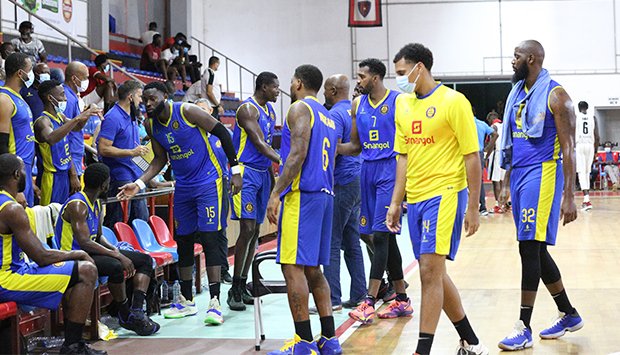 É ELE! 🐐 A equipa principal de basquetebol do Petro de Luanda