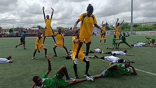 Petro de Luanda com vassoura afasta pequeno Vila Clotilde e é o primeiro  finalista do Unitel Basquetebol – RNA