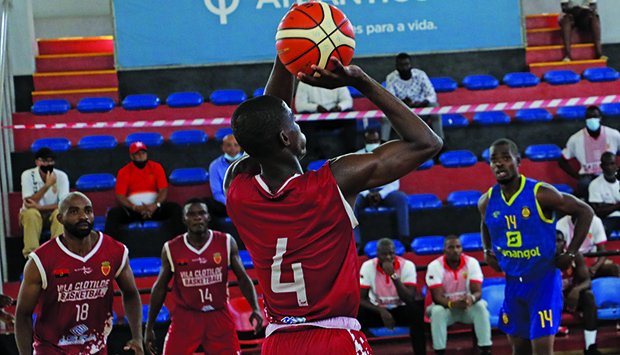Petro de Luanda com vassoura afasta pequeno Vila Clotilde e é o primeiro  finalista do Unitel Basquetebol – RNA