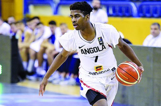 CEFA - Jovens angolanos vivem o seu sonho de basquetebol e de