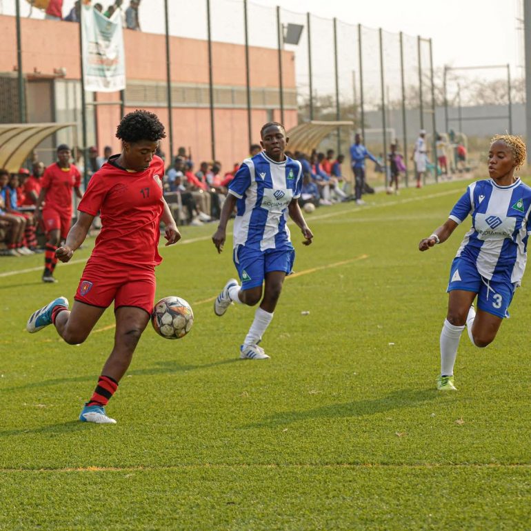 Disputa-se hoje a 5ª e última jornada da primeira fase de grupos no Campeonato Nacional Sénior Feminino de Futebol