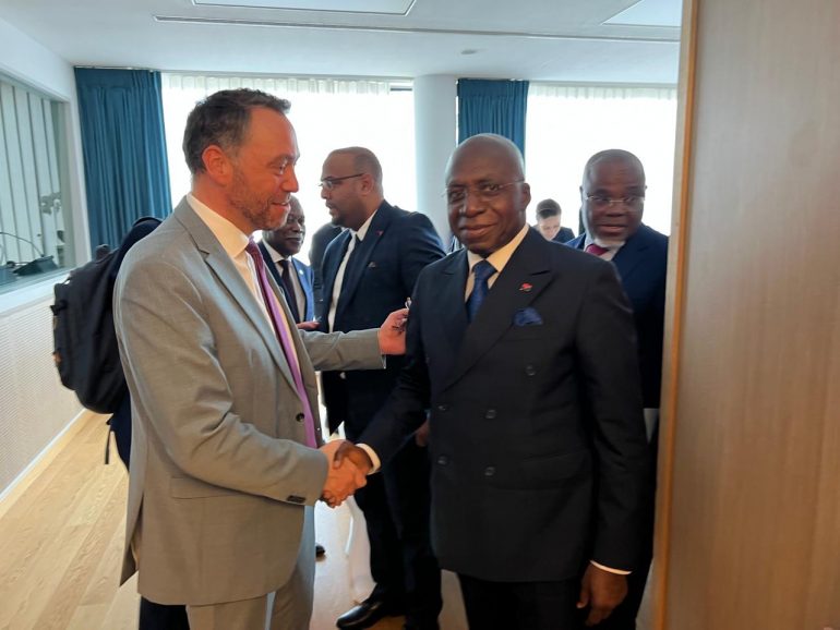 Angola e União Europeia reforçam parceria estratégica em reunião em Bruxelas