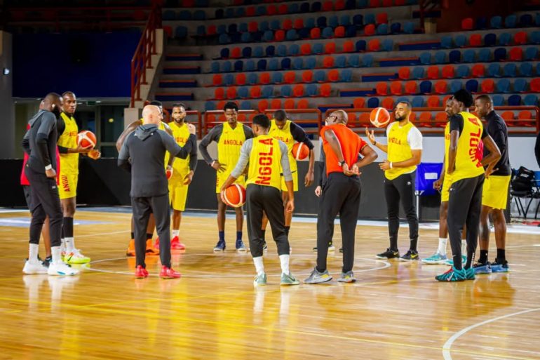 Selecção Nacional de Basquetebol realiza primeiro treino em Alexandria