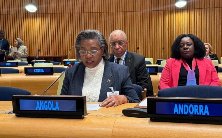 Angola defende maior presença feminina na liderança global